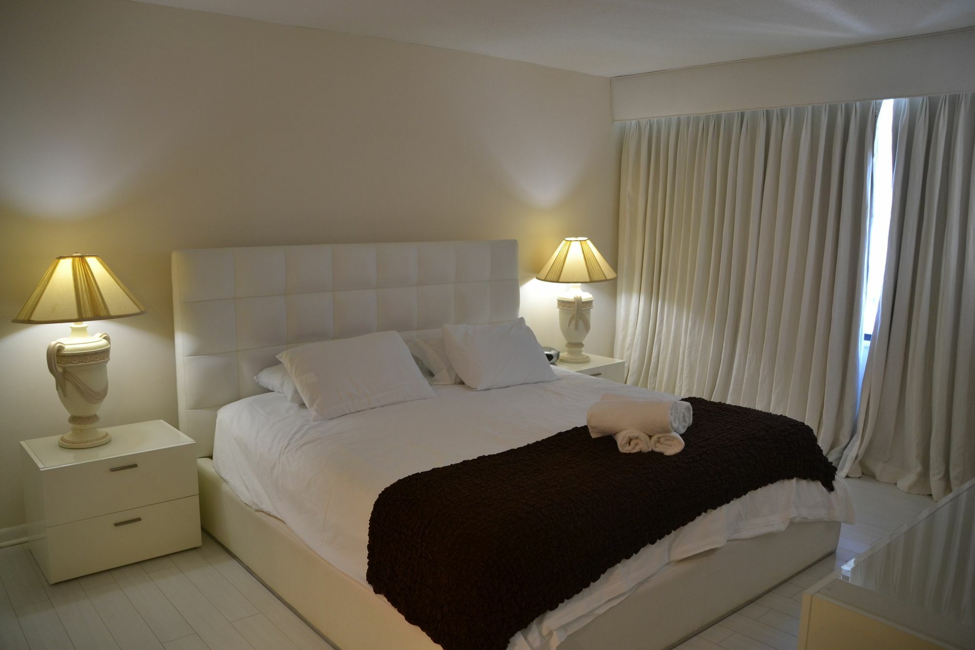 Private Apartments By Vacations On Miami Beach Eksteriør billede